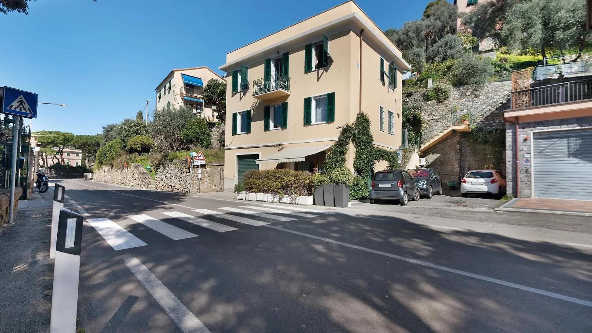 Paradise Suite Sori 0*,  Italy